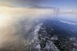 Frozen lake, ice, icy, morning light, fog, winter, mountains, Loisach-Lake Kochel moor, view of