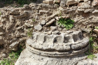 Column base, ruins of a column, detail, symbol photo, ancient Olympia, archaeological site,