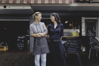 Annalena Bärbock (Bündnis 90/Die Grünen), Federal Foreign Minister, photographed during a lunch