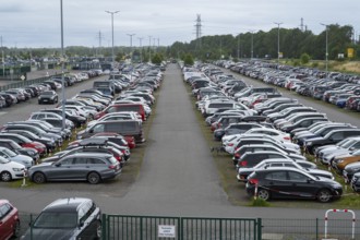 Fully occupied island car park, Norddeich, East Frisia, Lower Saxony, Germany, Europe