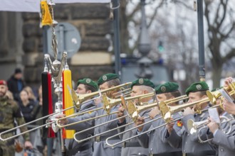 Public roll call of the Army Officers' School on Theatre Square: Bundeswehr honours and bids