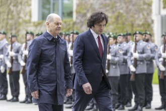 Federal Chancellor Olaf Scholz (SPD) welcomes Irakli Kobakhidze, Prime Minister of Georgia, to the