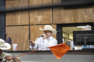 Oklahoma City, Oklahoma, The auctioneer at the Oklahoma National Stockyards. Since it was founded