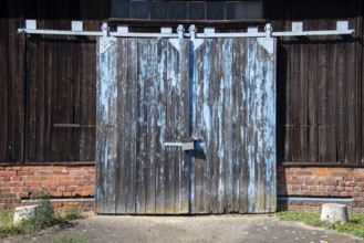 Old wooden gate, barn, stable, warehouse, Germany, Europe