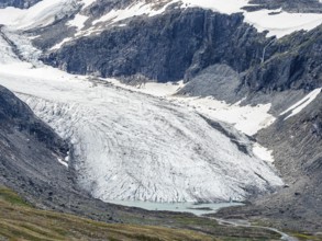 On path up to mountain Fannaråken, view towards glacier Styggedalsbreen and peaks