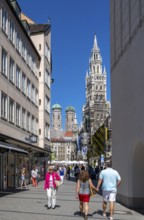 New Town Hall with St Mary's Column and church towers of the Church of Our Lady, Marienplatz,