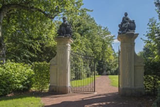 Entrance to Ahaus Castle Park, Münsterland, North Rhine-Westphalia, Germany, Europe