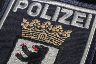 Close-up of the Berlin police coat of arms