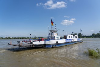 Ferry pier of the Rhine ferry Walsum-Orsoy, Rhine ferry to Duisburg Walsum, Rheinberg-Orsoy, North