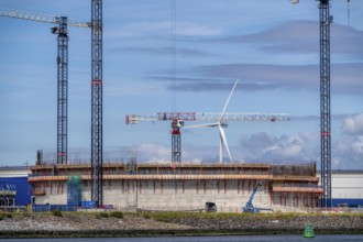 Construction of a 180, 000 cubic metre LNG storage tank, it will be the fourth tank of the Gate