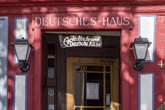 Gasthof Deutsches Haus, Greek and German cuisine, Obergasse, historic old town, Idstein, Rheingau