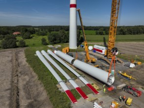 Dorsten, North Rhine-Westphalia, Germany, construction of a wind turbine, the first wind turbine of