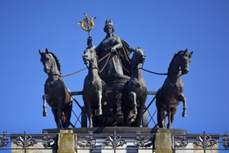 Brunswick Quadriga with Brunonia, design by Carl Theodor Ottmer, Brunswick Palace, Lower Saxony,