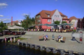 Europe, Germany, Mecklenburg-Western Pomerania, island town of Malchow, Lake Malchow, jetty, Hotel