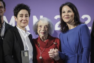 (L-R) Dunja Hayali, journalist and TV presenter, Margot Friedländer, Holocaust survivor, and