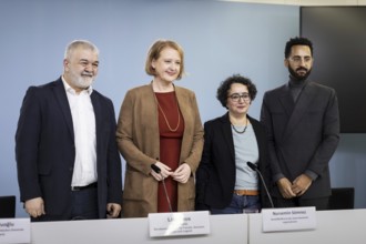 (from left to right) Gökay Sofuoglu, Federal Chairman of the Turkish Community in Germany, Lisa