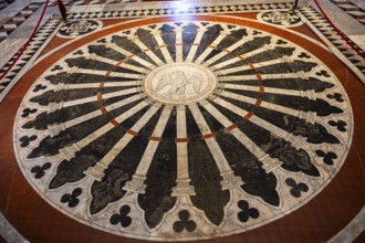 Interior of colorful marble decoration, Siena Cathedral or Cattedrale di Santa Maria Assunta,