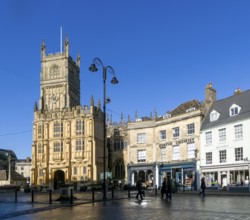 Historic buildings in market place and parish Church of St John Baptist, Cirencester,