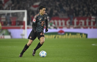 Jamal Musiala FC Bayern Munich FCB (42) Action on the ball MHPArena, MHP Arena Stuttgart,