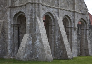 Walkenried Ruin of the monastery church Partial view from north-east Remainder of the south aisle