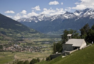 Italy S-Tyrol Mals View from Ri NW to the village behind Ortler group 11206