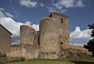 Semur-en-Brionnais Burgundy Chateau St-Hugues Castle ruins Donjon 10th century Residential tower