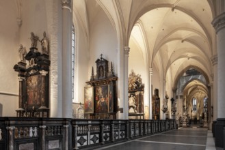 Antwerp, St James' Church (Dutch: Sint-Jacobskerk), north aisle