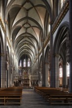 Interior, view to the east, St., Sankt, Saint