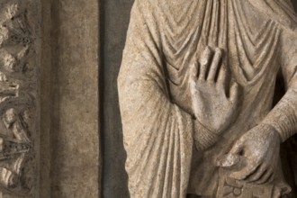 Older Plektrudis tomb slab, Hands, St., Saint, Saint