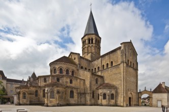 Frankr Paray-le Monial Burgundy Basilica Sacre-Coeur 70859 Started around 1100 View from