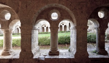 Cistercian monastery founded in 1146, cloister north wing biforium with view through to the east