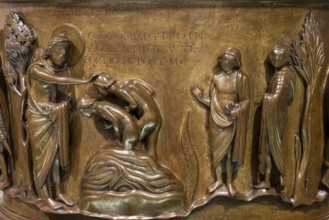 Liège, Liege, St Barthélemy (Sint-Bartolomeüskerk, Sankt Bartholomäus), baptismal font by Reiner