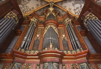 Creutzburg organ from 1735, St., Sankt, Saint