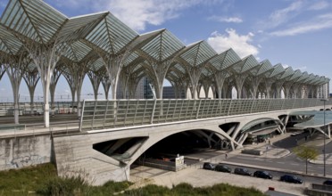 Lisbon, East railway station by Santiago Calatrava 1998