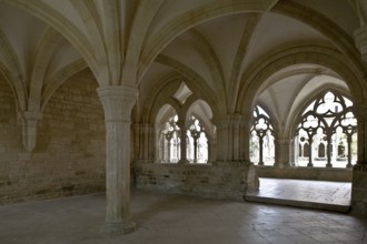 View from the chapter house into the cloister, St., Sankt, Saint