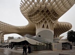 Seville, Metropol Parasol. Architect Jürgen Mayer H.2011 erected above the Plaza de la Encarnaci