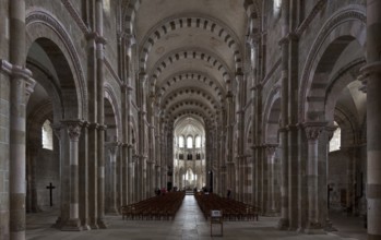 Vezelay, Basilica of Ste-Marie-Madeleine. Interior. View to the choir, St., Saint, Saint