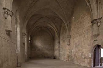 Cistercian monastery founded in 1144, church built 1175-1220, refectory rebuilt around 1400,