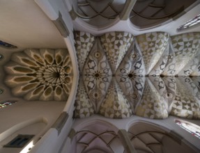 Neuss, Dreikönigenkirche (Church of the Three Kings), built 1909-1911 by Eduard Endler, altar and