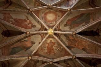 Chapel next to the north aisle, so.g parish hall, vault with painting around 1585, St., Sankt,