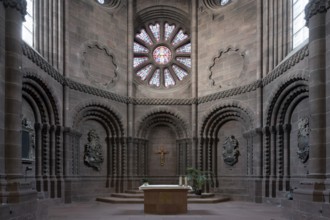 Worms, St Peter's Cathedral, west choir with round windows