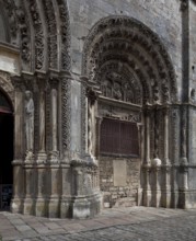 Consecrated in 1106, south west portal and right jamb of the centre west portal, around 1150, St.,