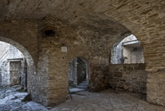 Spiské Podhradie, Kirchdrauf (Church Village), Spissky Hrad (Spiš Castle)