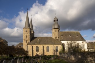 Marienmünster, Benedictine abbey, monastery church from the south