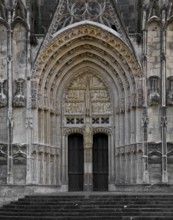 Bourges, Cathedral. Northern west portal, St., Saint, Saint