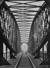 Hall S harbour railway bridge 0025 built 1893-95 as a lenticular girder bridge interior view photo