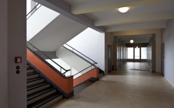 First floor, view of the stairwell and corridor of the former vocational school