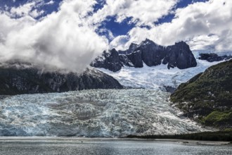 Pia Glacier, Cordillera Darwin, north-east foothills of the Beagle Channel, Tierra del Fuego,