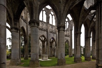 Cistercian abbey mid 13th century, church ruins, view from the northern ambulatory through the