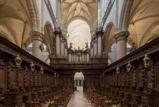 Antwerp, St Jacob's Church (Dutch: Sint-Jacobskerk), choir with choir stalls facing west